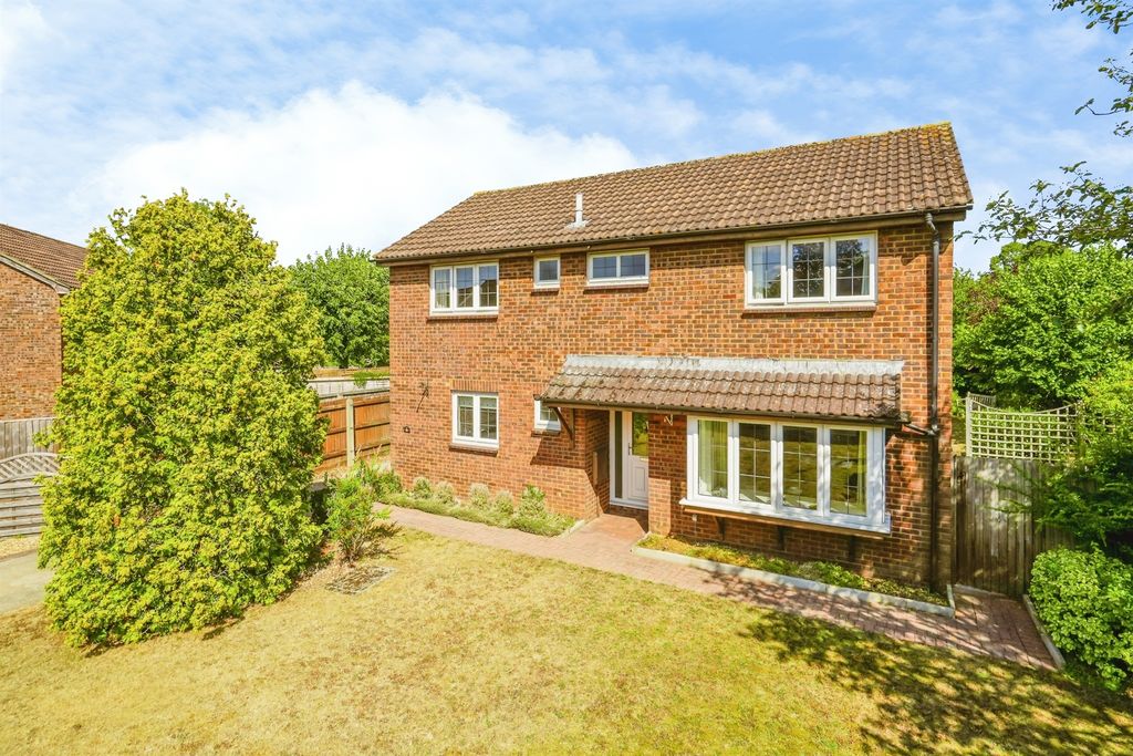 Property photo 1 of 23