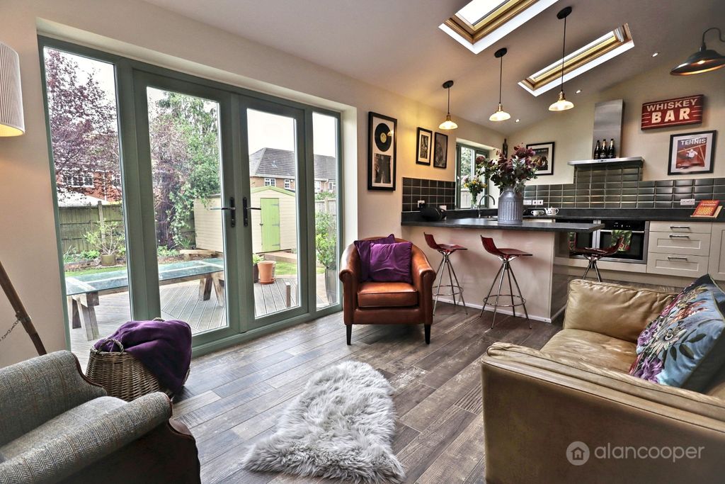 Property photo 3 of 42 5020924