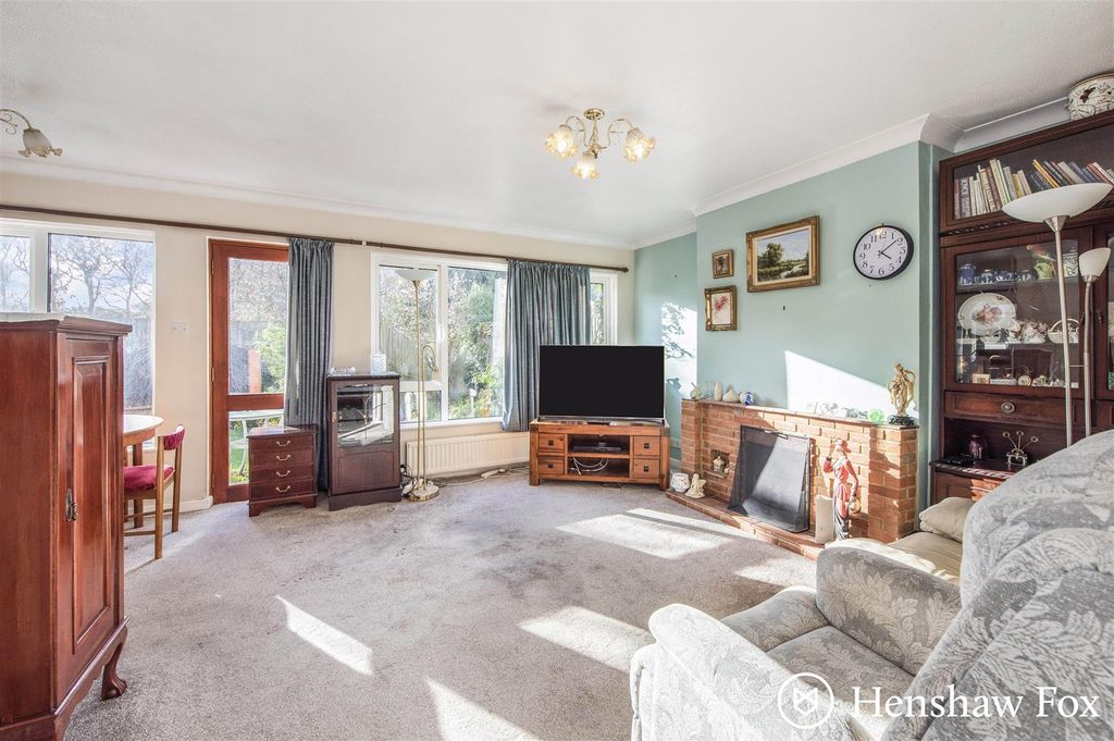 Property photo 3 of 16 Ph14_6449190 - Copy.Jpg