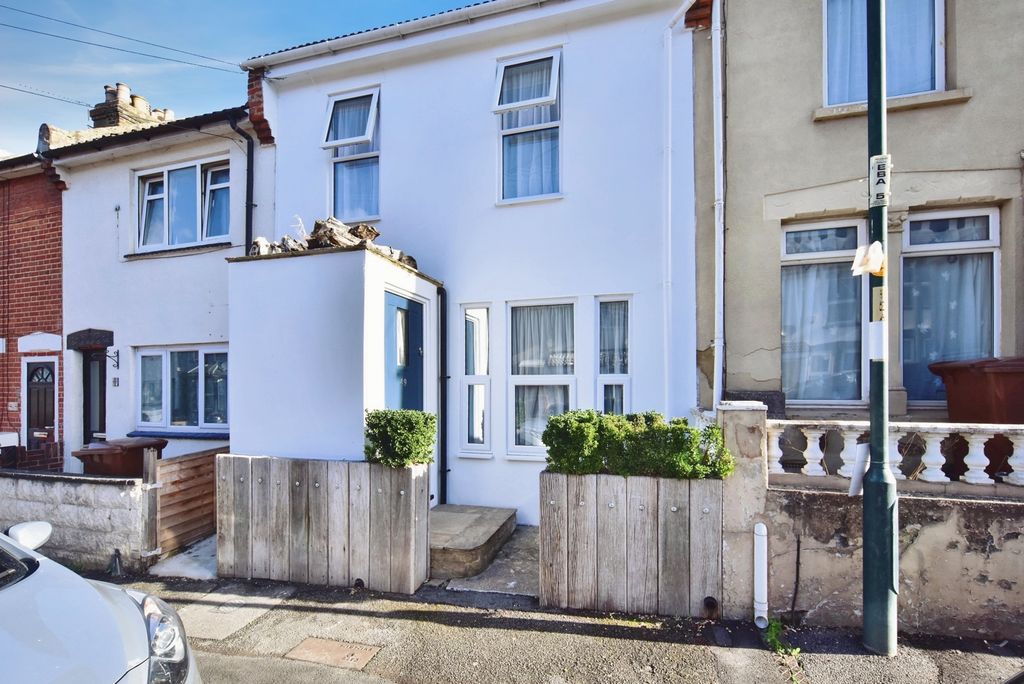 Property photo 1 of 16 Pbox-Img.Jpg
