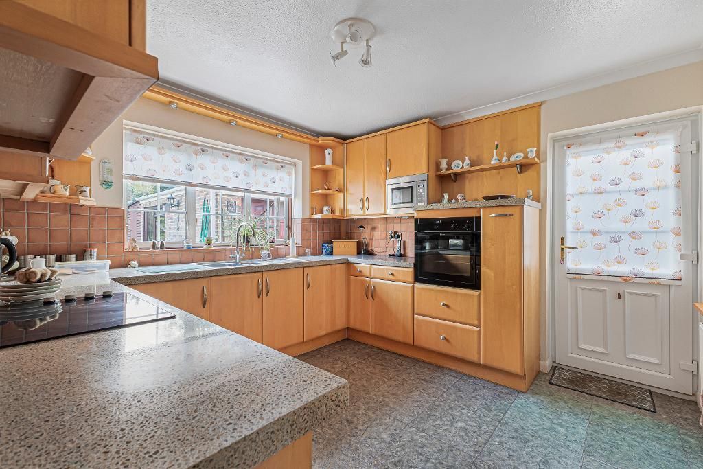 Property photo 3 of 17 Photo 3