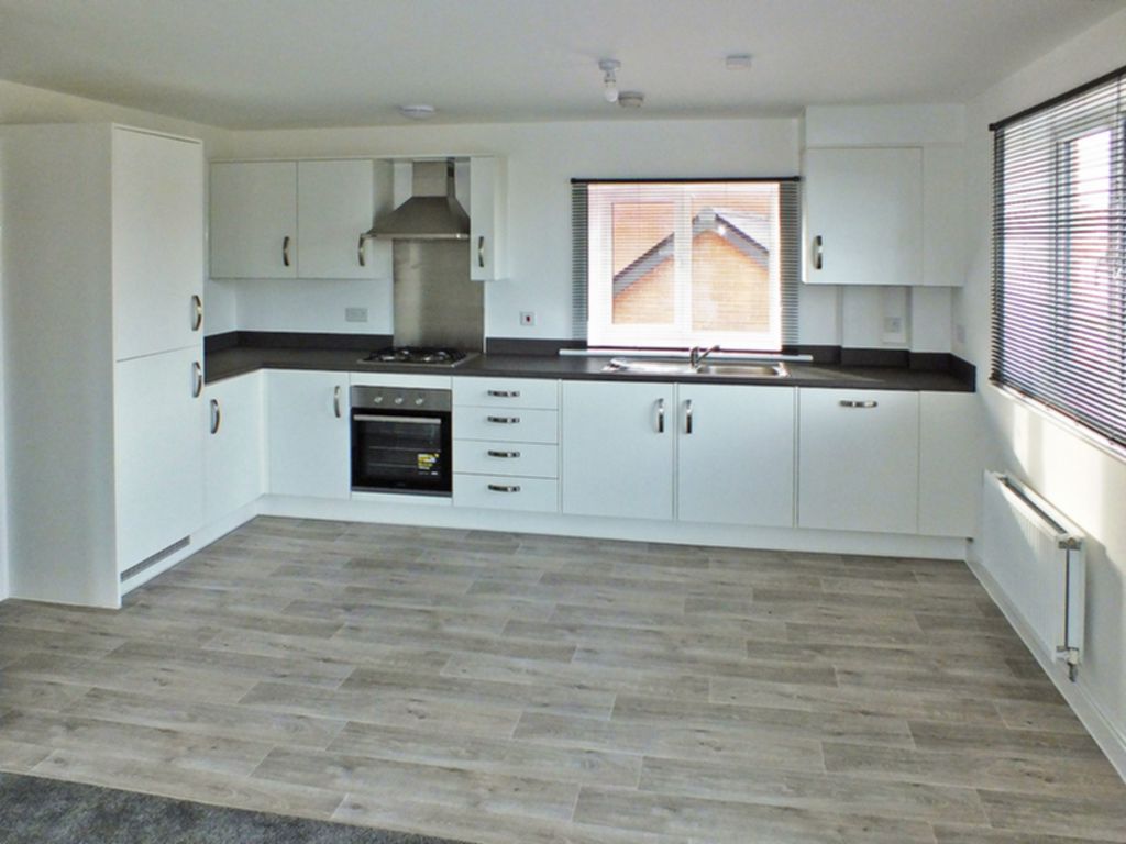 Property photo 3 of 10 Photo 2