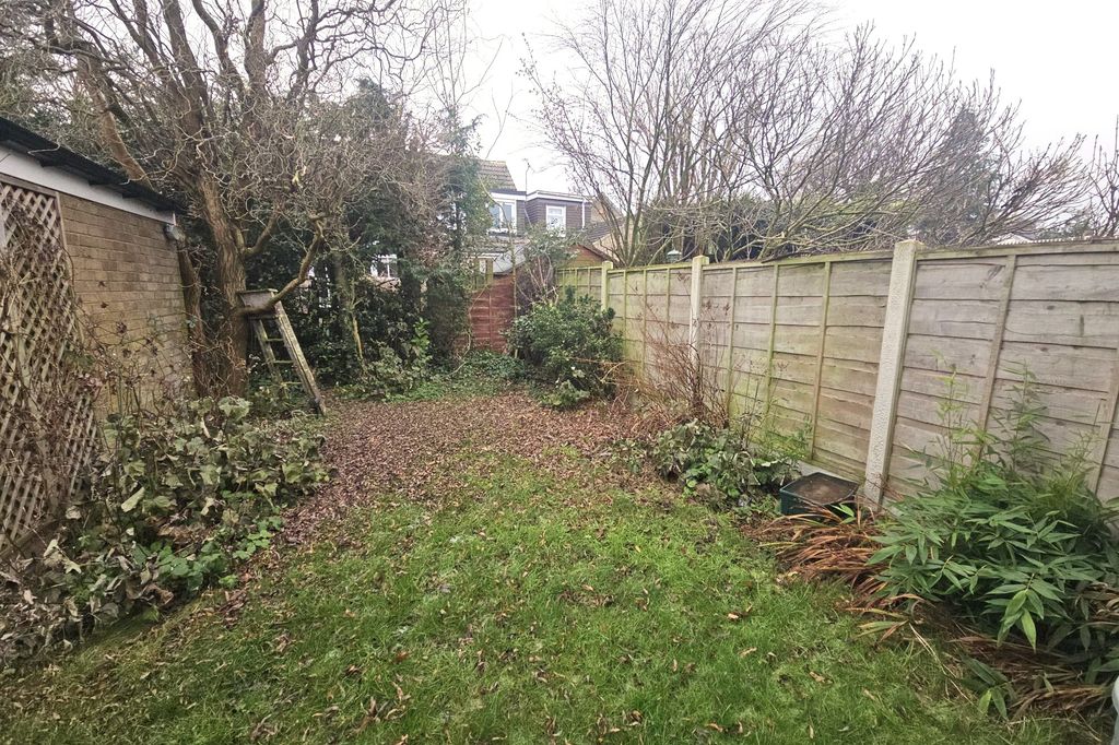 Property photo 2 of 9