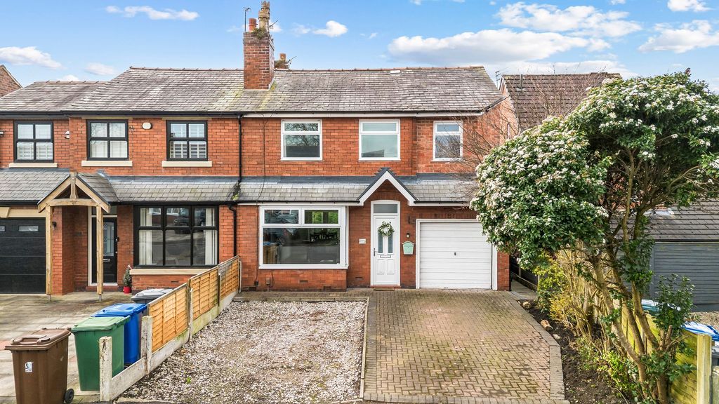 Property photo 1 of 21