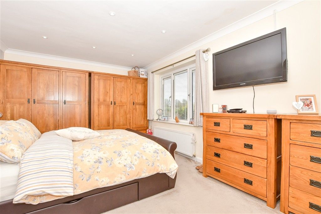 Additional image 10 of 4 bed detached house for saleNewchapel Road, Lingfield, Surrey RH7