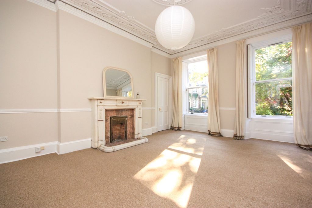 Property photo 2 of 7 Photo 2