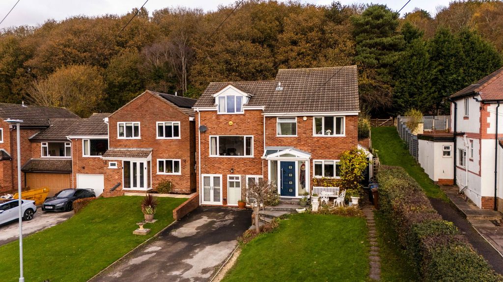 Property photo 1 of 36