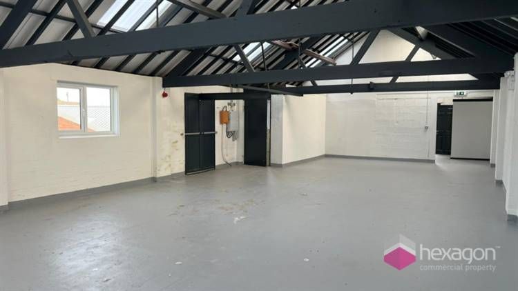 Property photo 3 of 5