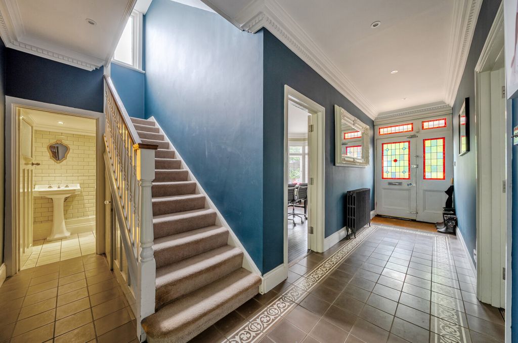 Property photo 3 of 42 1455341-13-69F9B4...