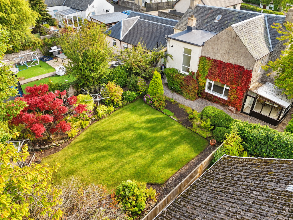 Property photo 2 of 47