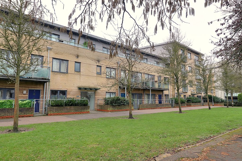 Property photo 1 of 6