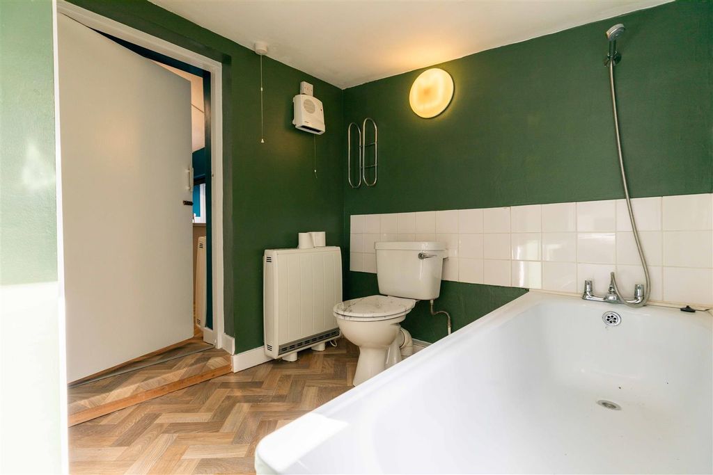 Property photo 3 of 8 Aa1A6521.Jpg