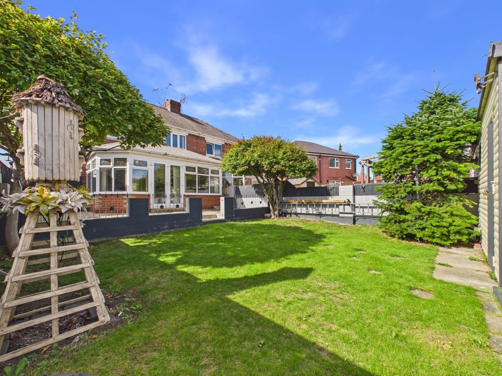 Property photo 2 of 28 2- Ryan Clarke Ewemove Pontefract