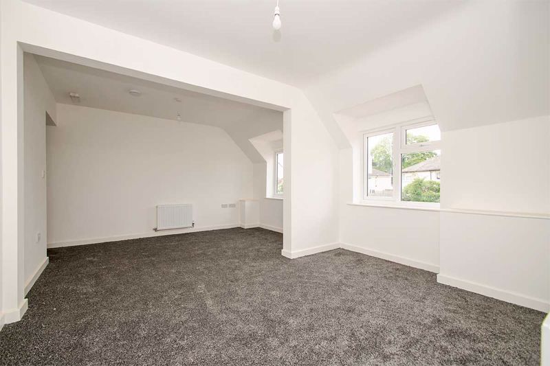 Property photo 2 of 10 Photo 8