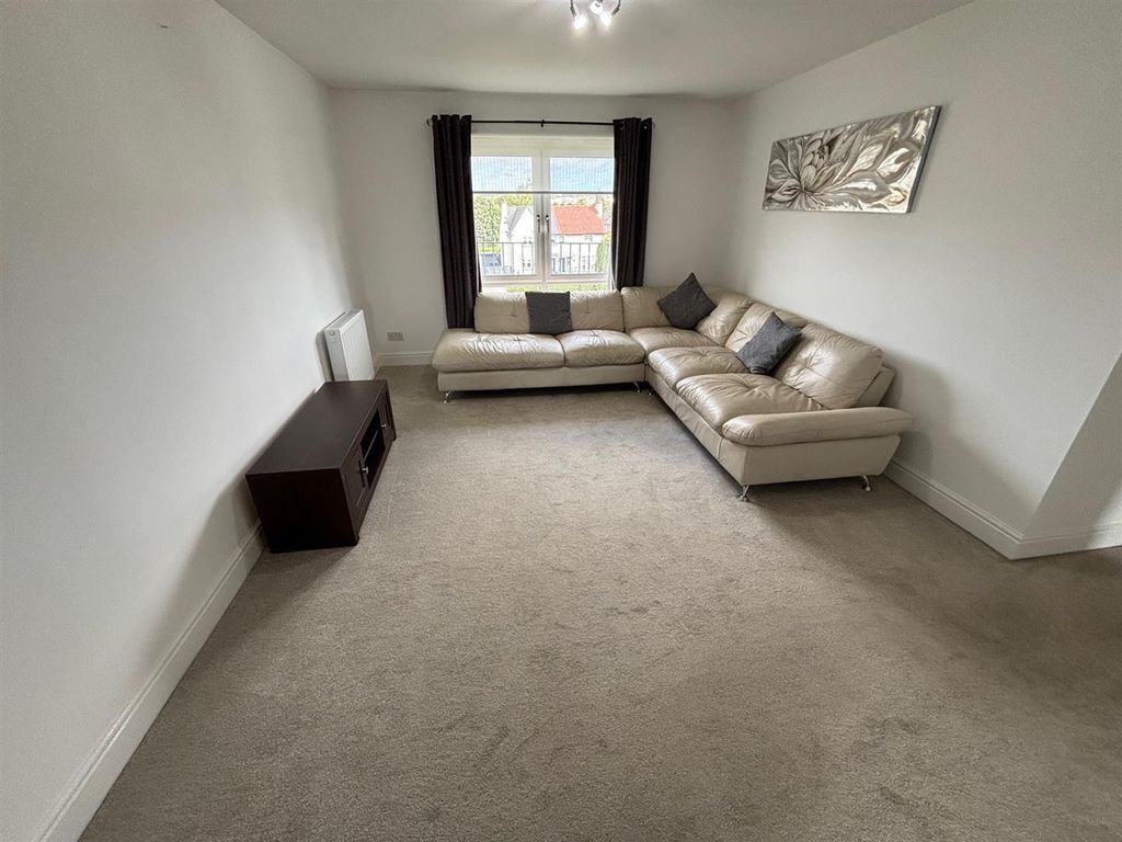 Property photo 2 of 11 7R.Jpg