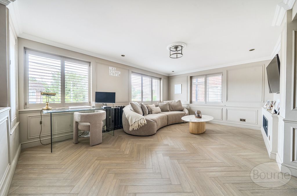 Property photo 2 of 20 d36A4054-96A0-4Eb...