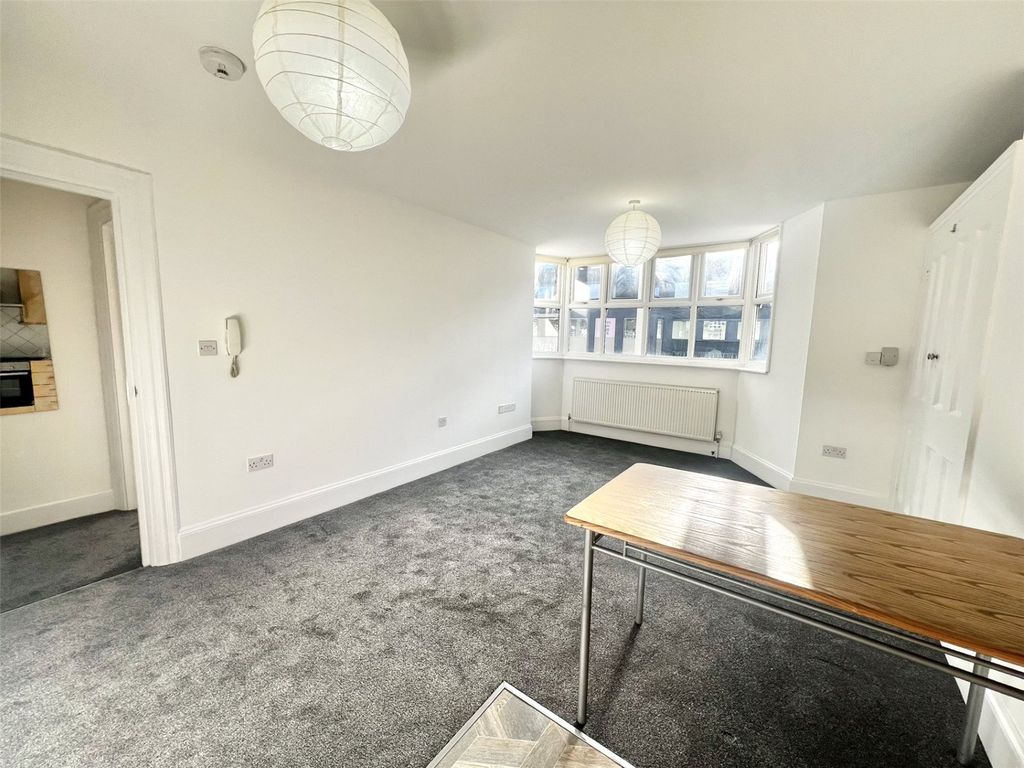 Property photo 3 of 7 Picture No. 05