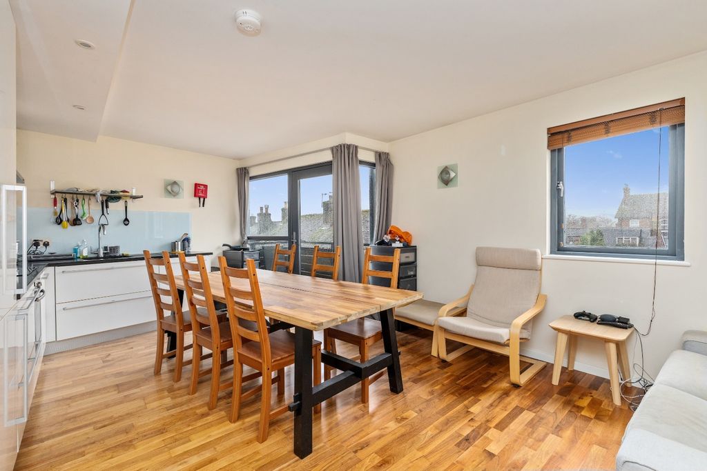 Property photo 2 of 12 4777742