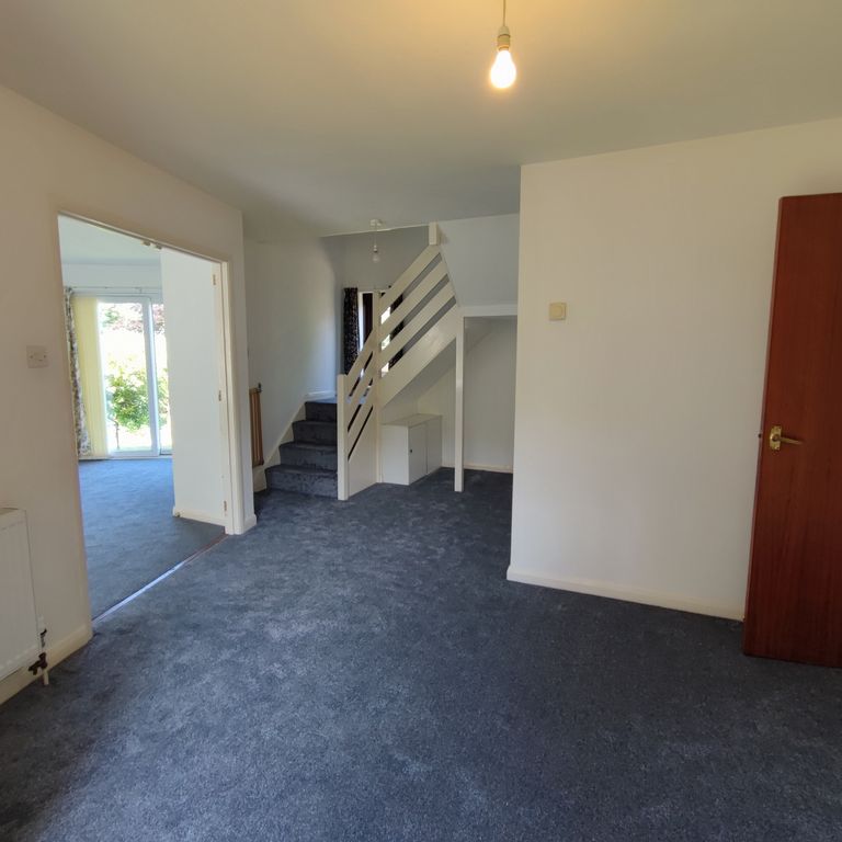 Property photo 3 of 9