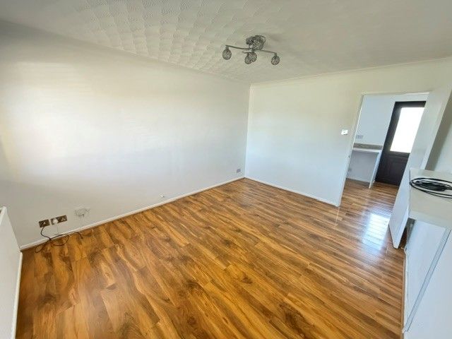 Property photo 2 of 8 Living Room