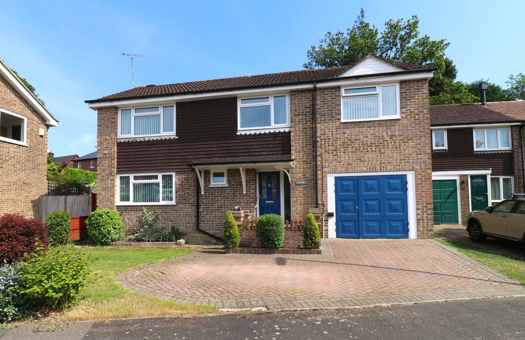 Property photo 1 of 24