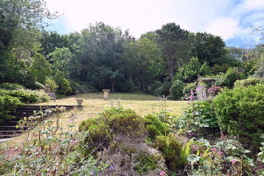 Property photo 3 of 25 Rear Garden