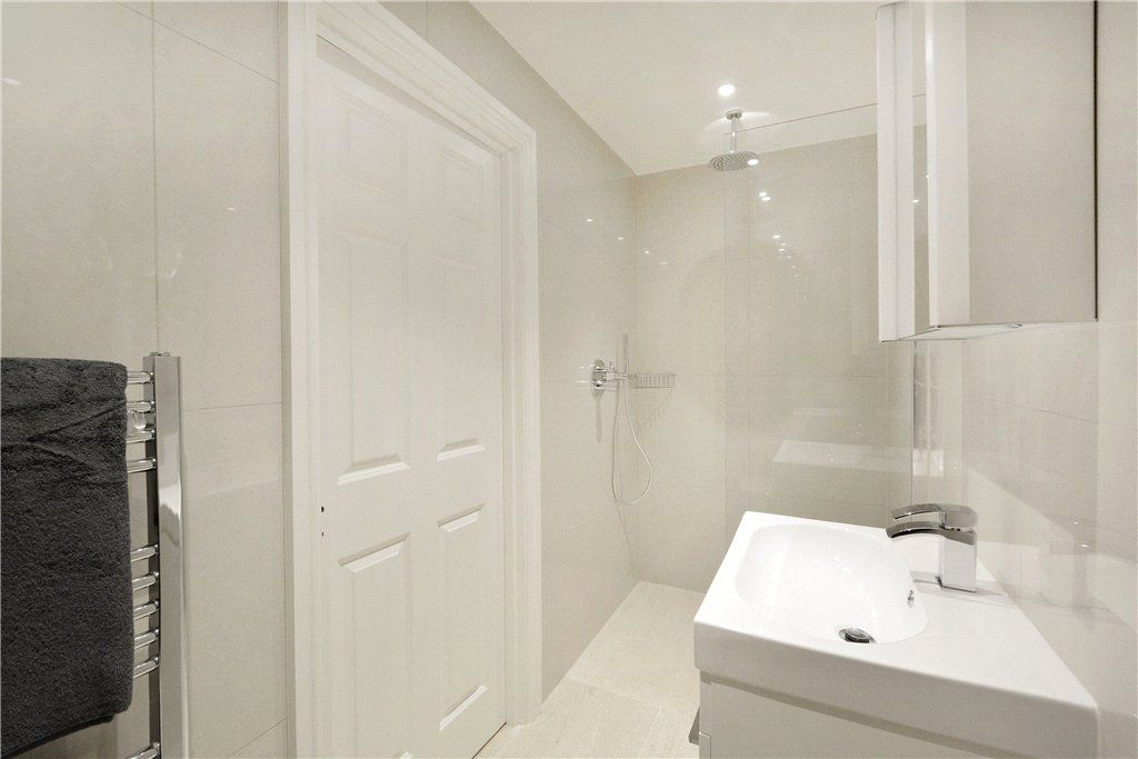 Property photo 3 of 9 Picture No. 22