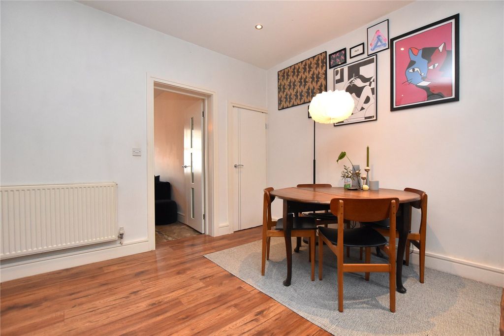 Property photo 3 of 15 Picture No. 23