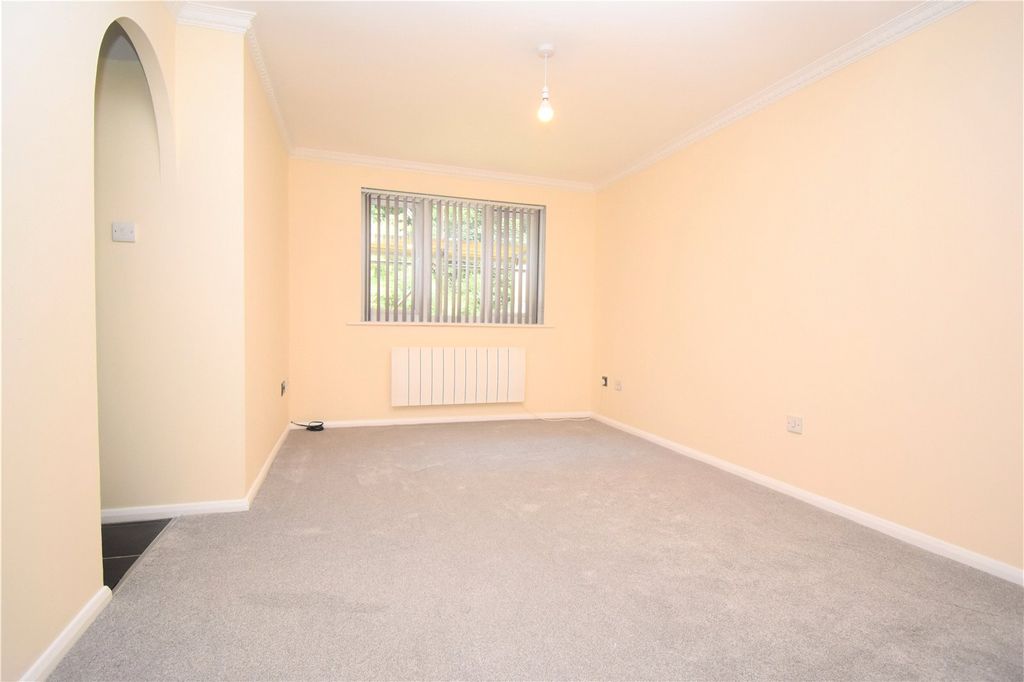 Property photo 2 of 8 Picture No. 02