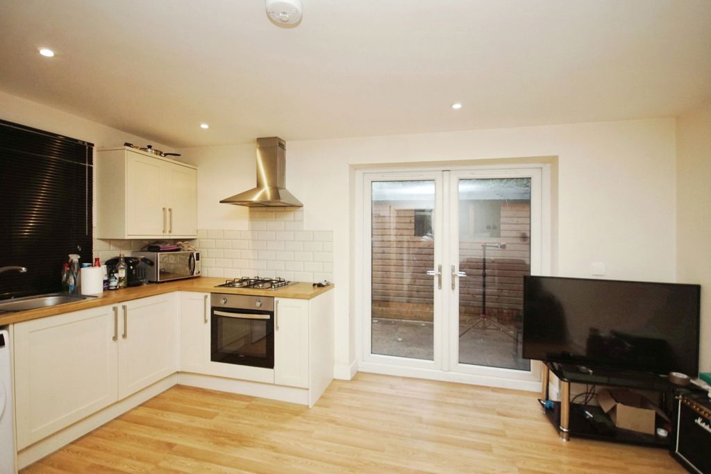 Property photo 3 of 17 Photography