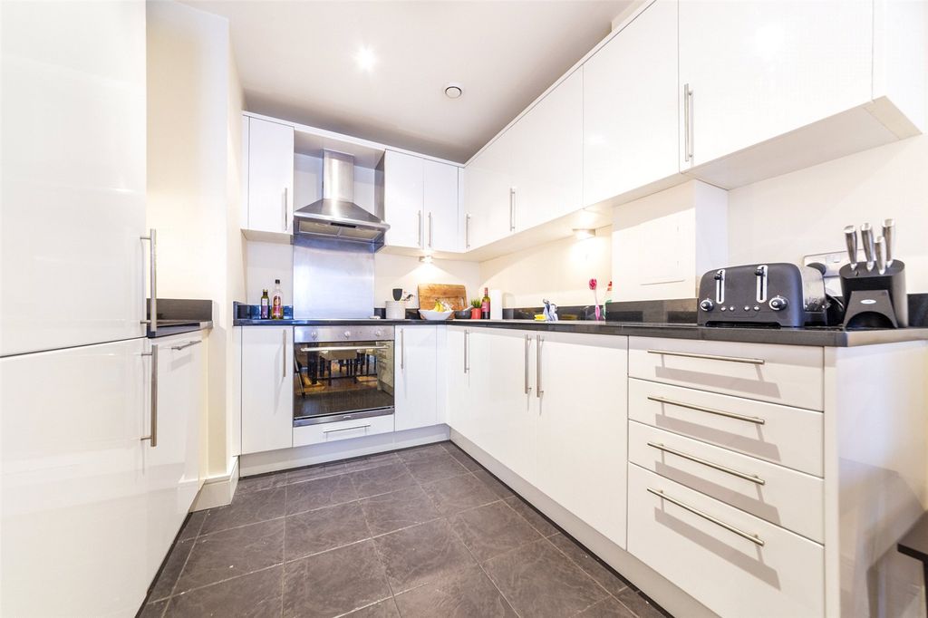 Property photo 2 of 8 Picture No. 07