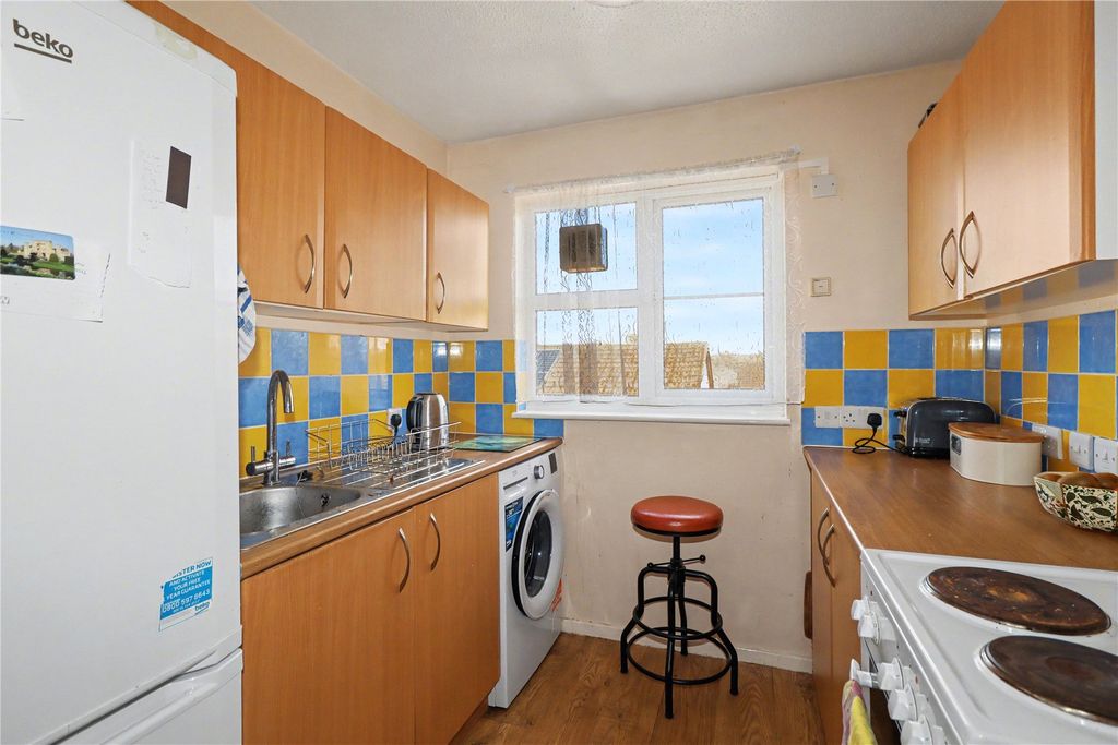 Property photo 2 of 10 Picture No. 03