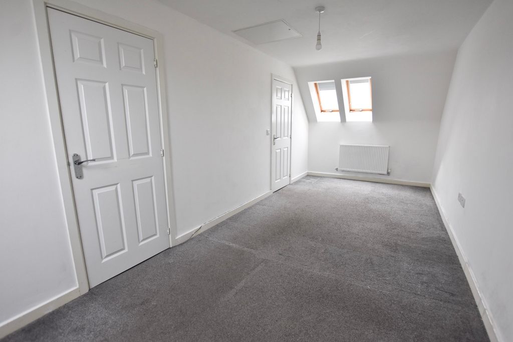 Property photo 2 of 18 Dsc_0017 (2).Jpg.Jpeg