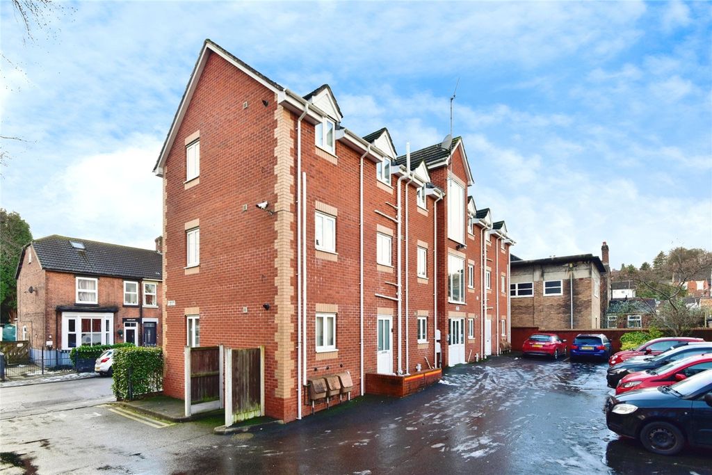 Property photo 1 of 23 Picture No. 13