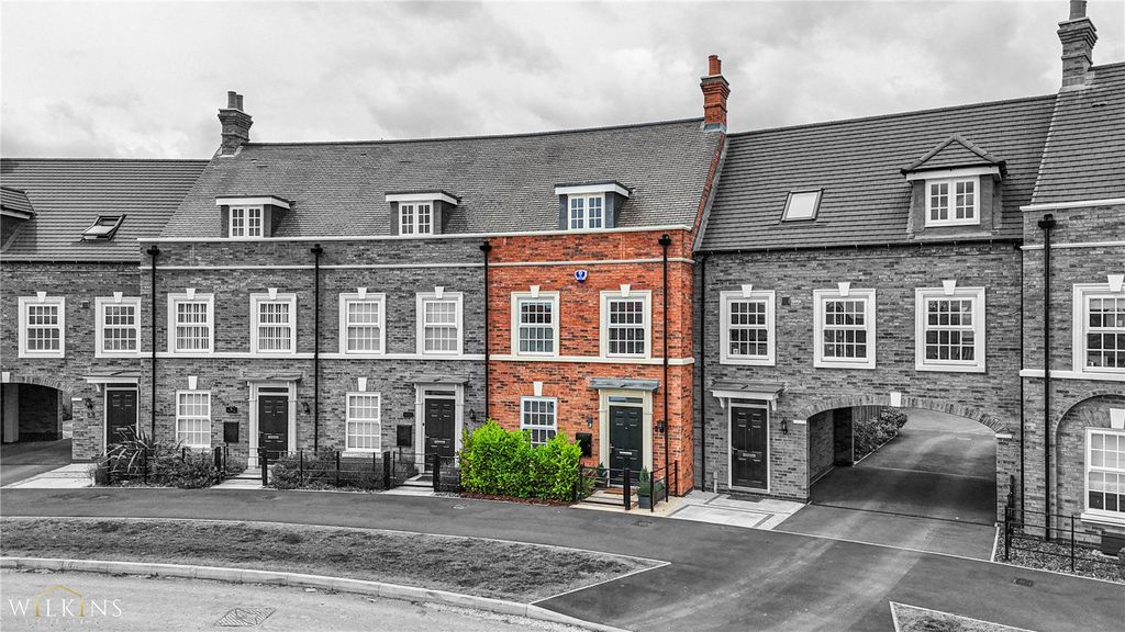 Property photo 2 of 39 Picture No. 03