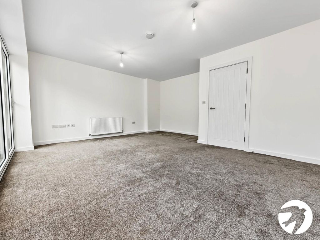 Property photo 3 of 24 Picture No. 31
