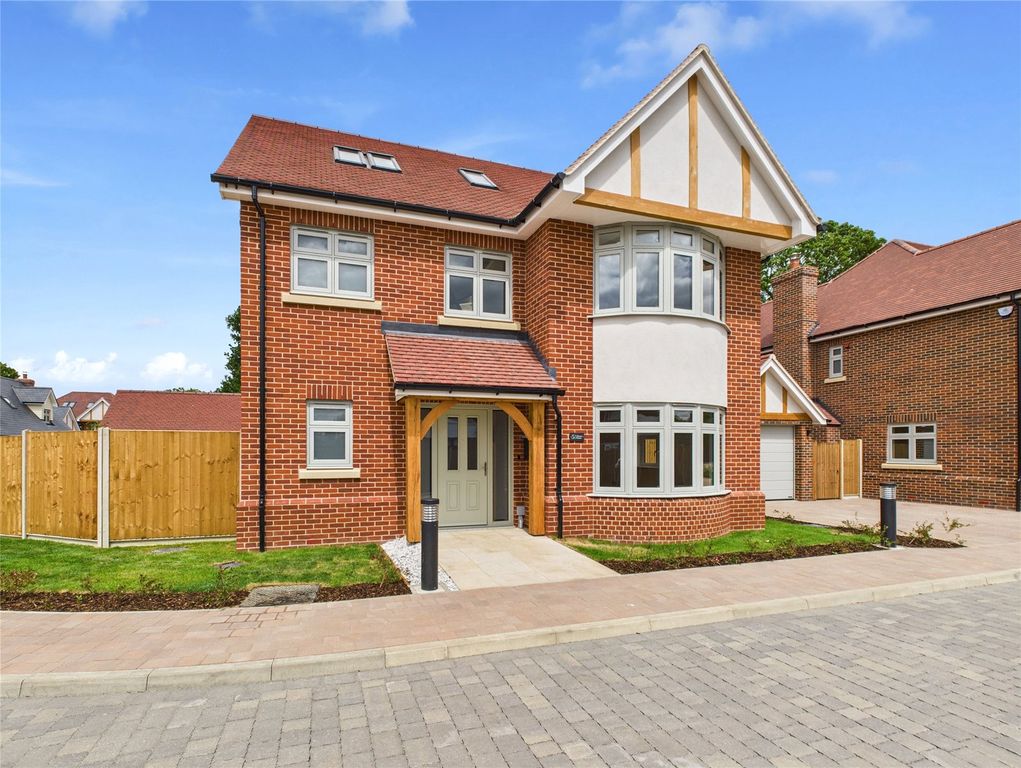 Property photo 1 of 20 Picture No. 01