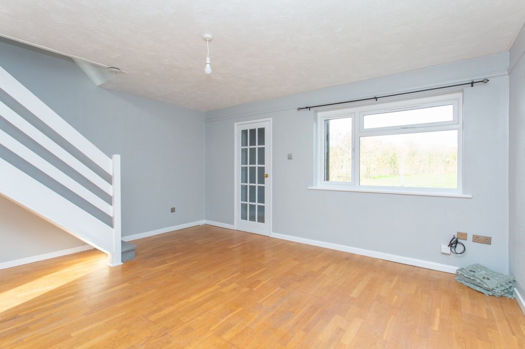 Property photo 3 of 14 Picture 3