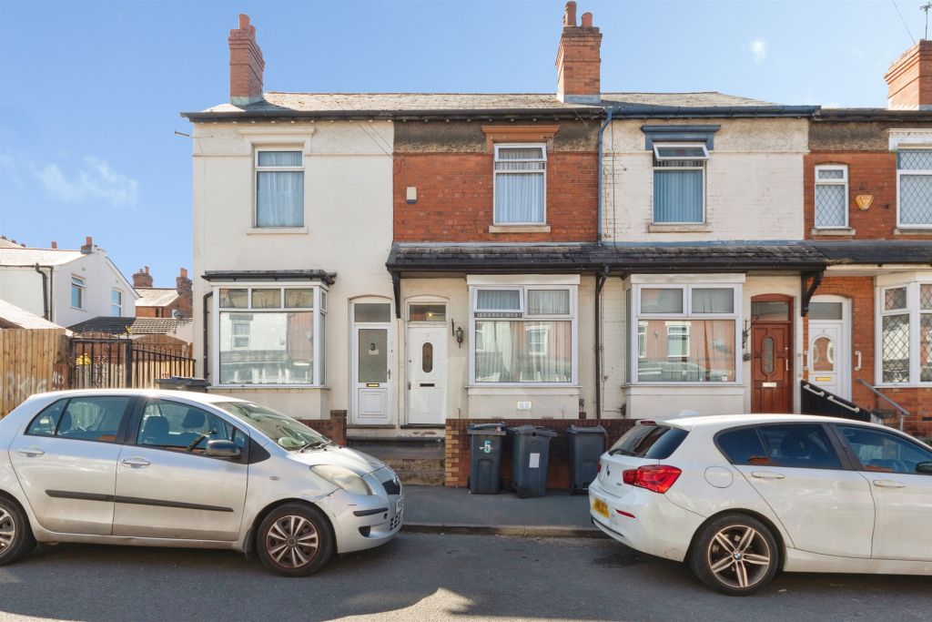 Property photo 1 of 18