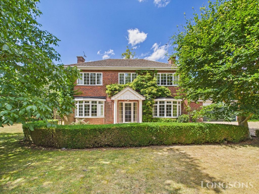 Property photo 1 of 27