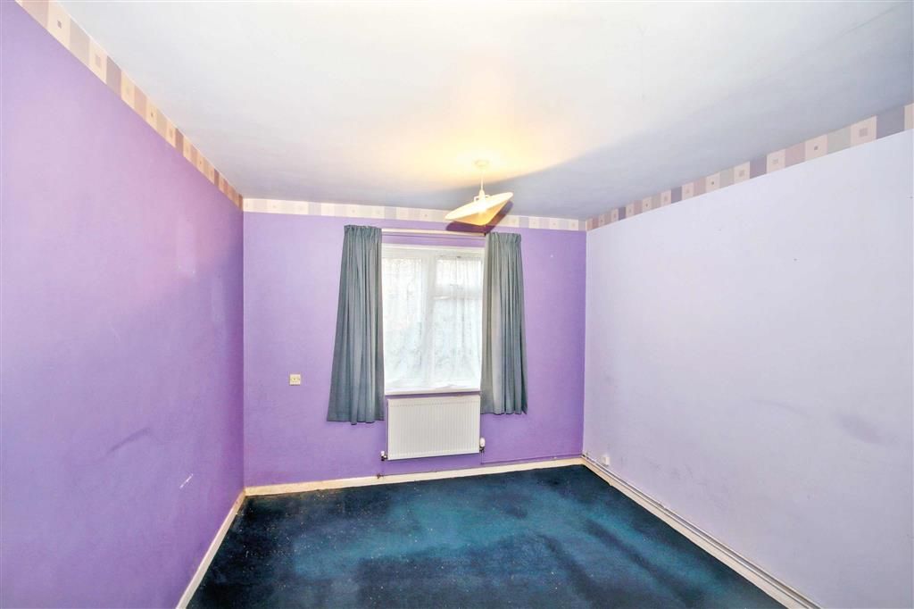 Property photo 3 of 5