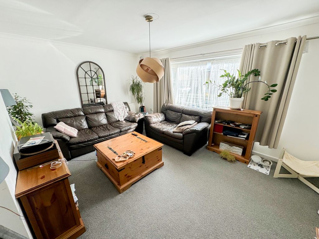 Property photo 1 of 18 Photo 1