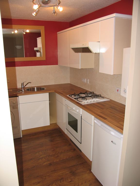 Property photo 2 of 3