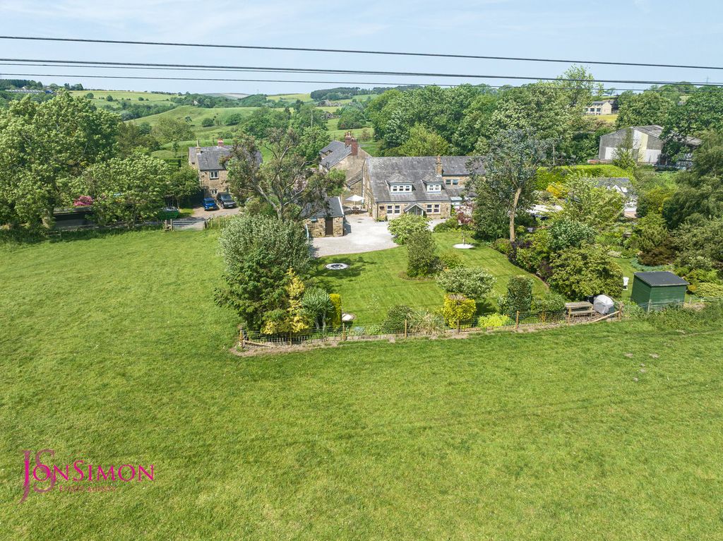 Property photo 2 of 63