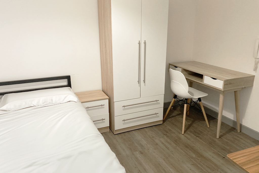 Property photo 2 of 6