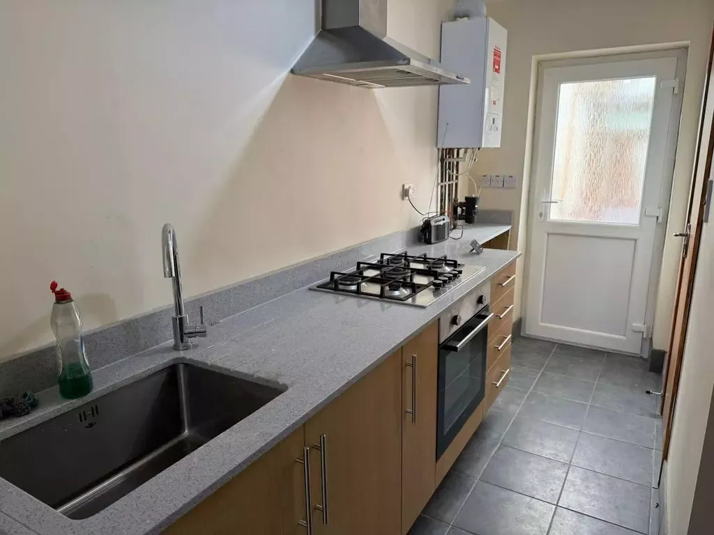 Property photo 3 of 7