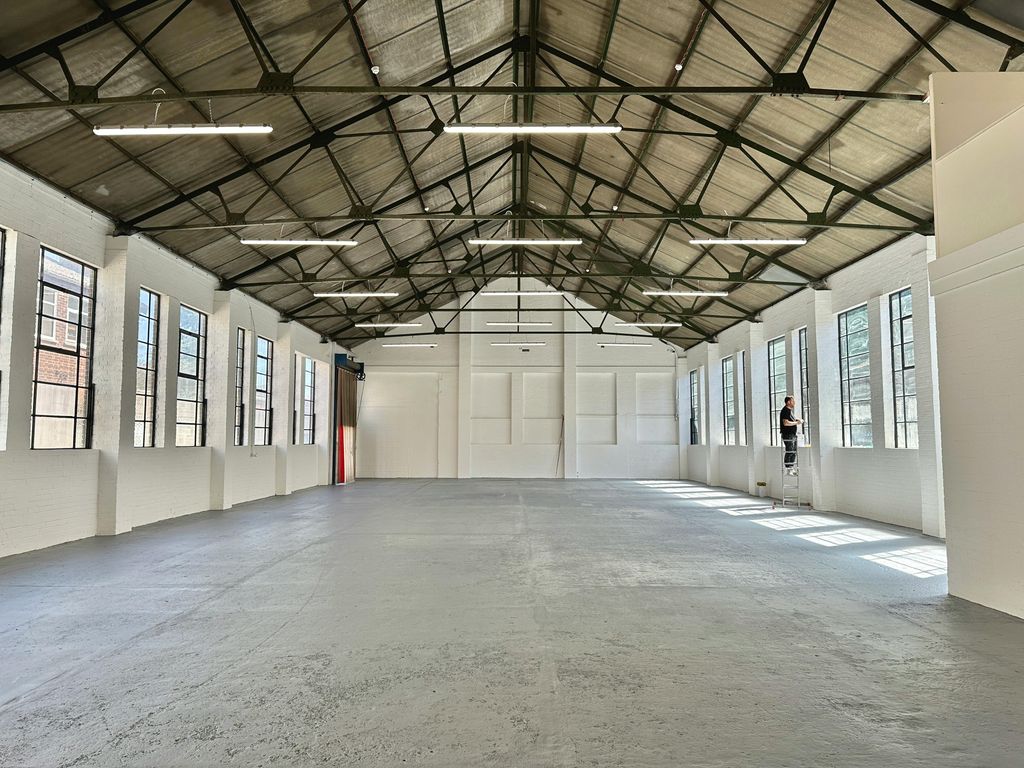 Property photo 1 of 13 Image 4