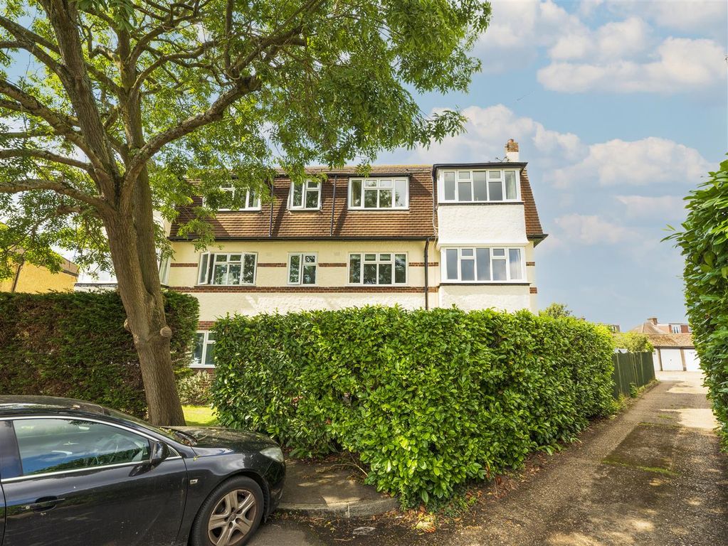 Property photo 1 of 13 Front 2.Jpg