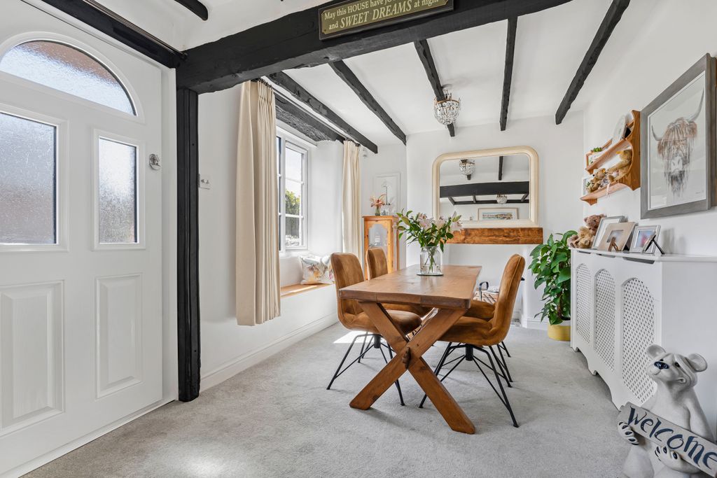 Property photo 3 of 21