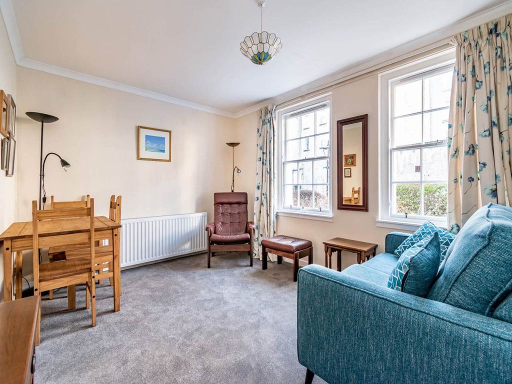 Property photo 2 of 9 56686_6-2-Haddoncourt-002